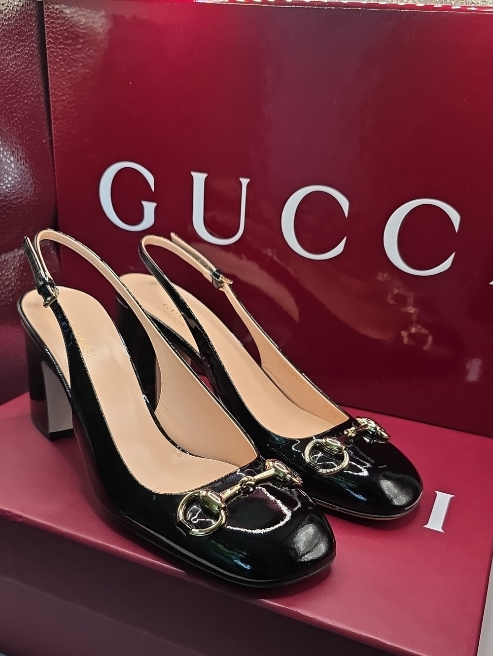 Gucci Black Patent Leather Slingback Pumps with Gold Horsebit